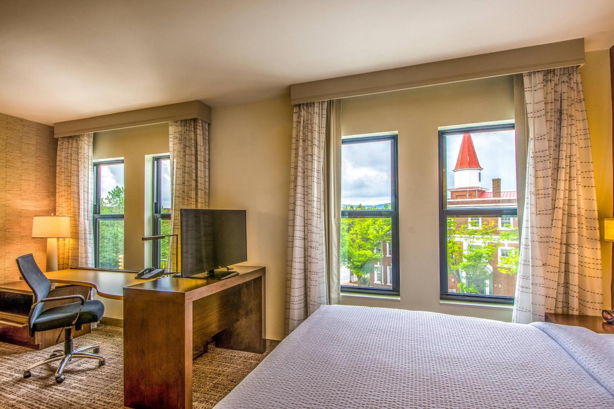 Residence Inn By Marriott Charlottesville Downtown Extérieur photo