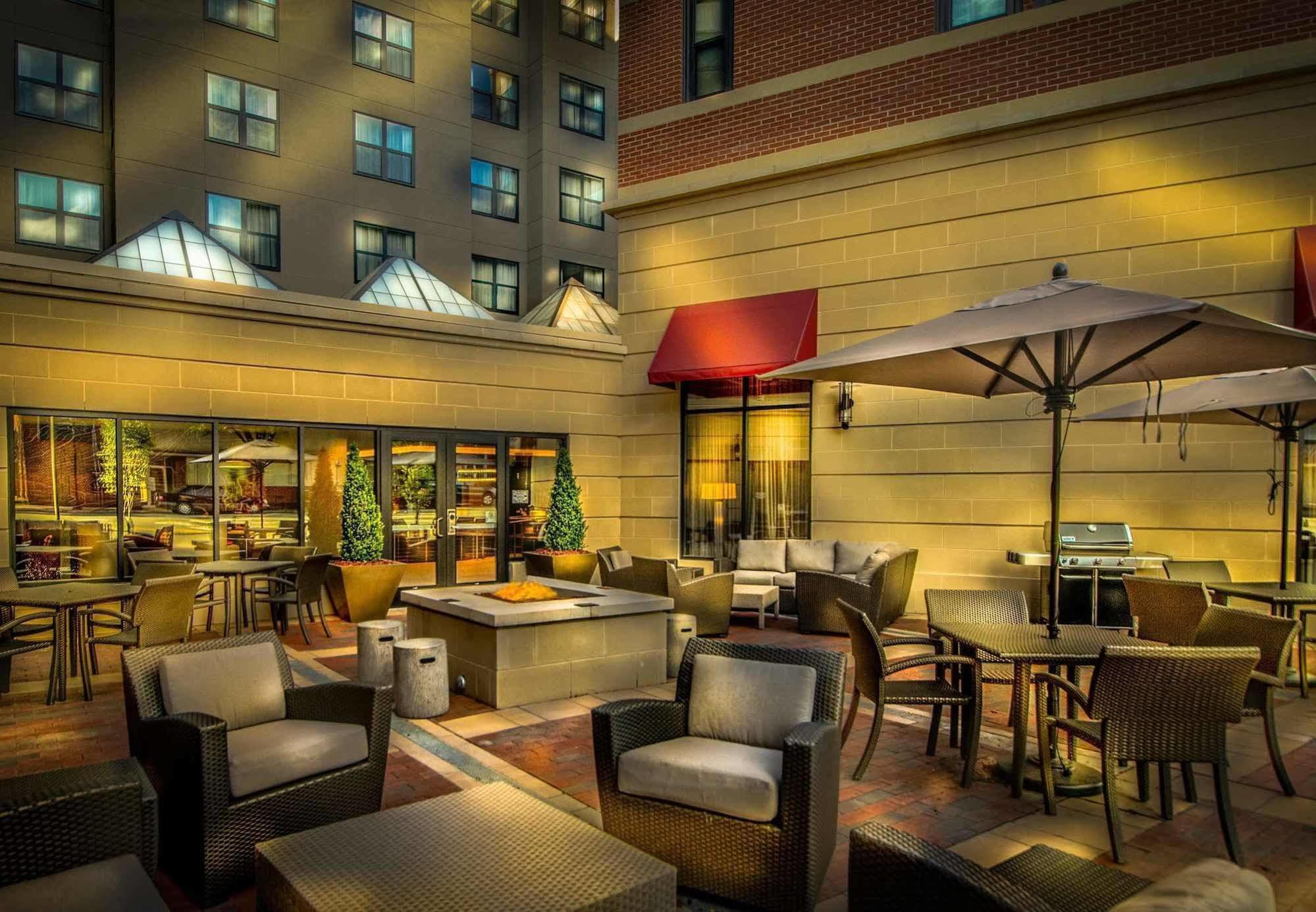 Residence Inn By Marriott Charlottesville Downtown Extérieur photo